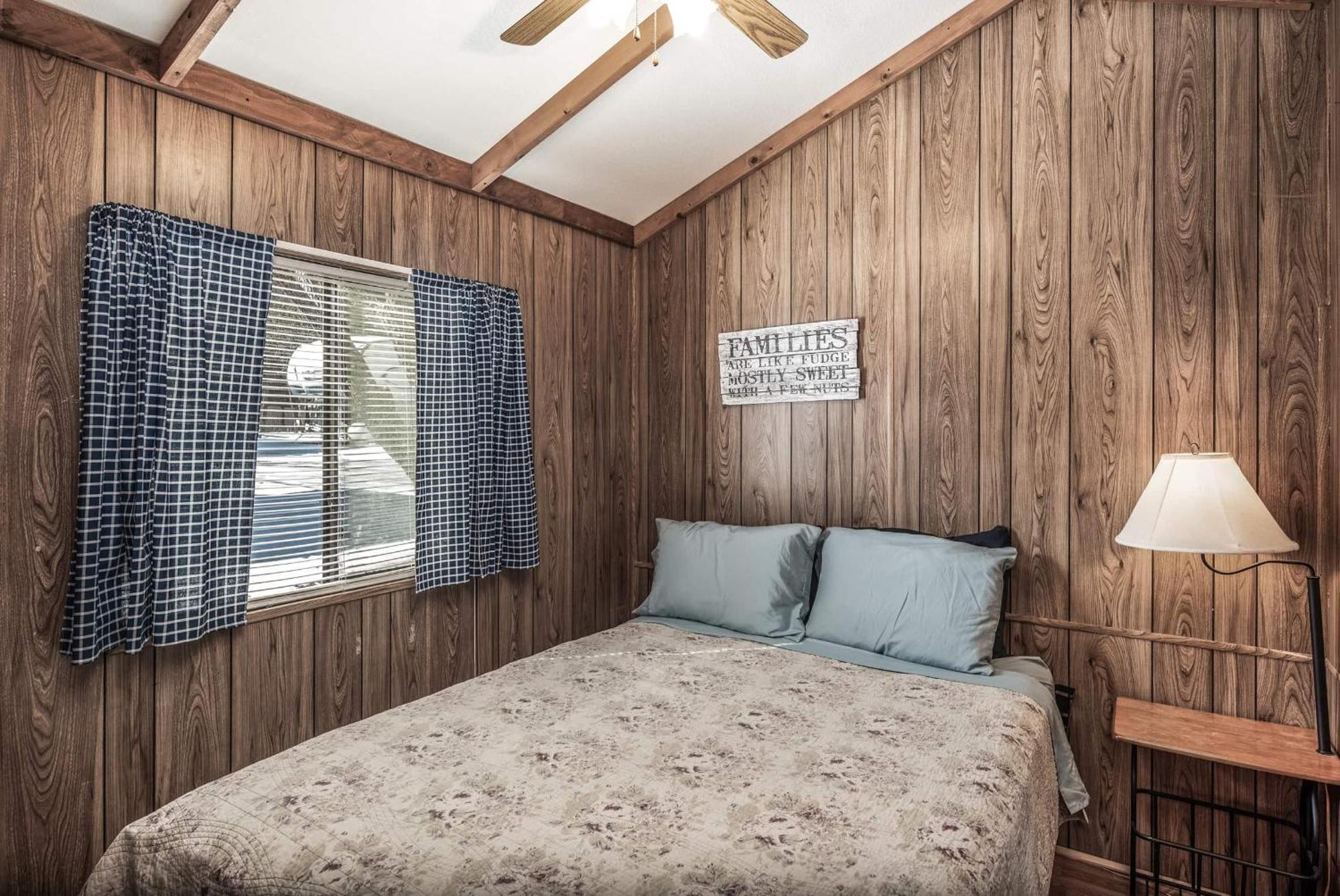 Rainbow Lake Cabin & Rv Resort Руидозо Экстерьер фото