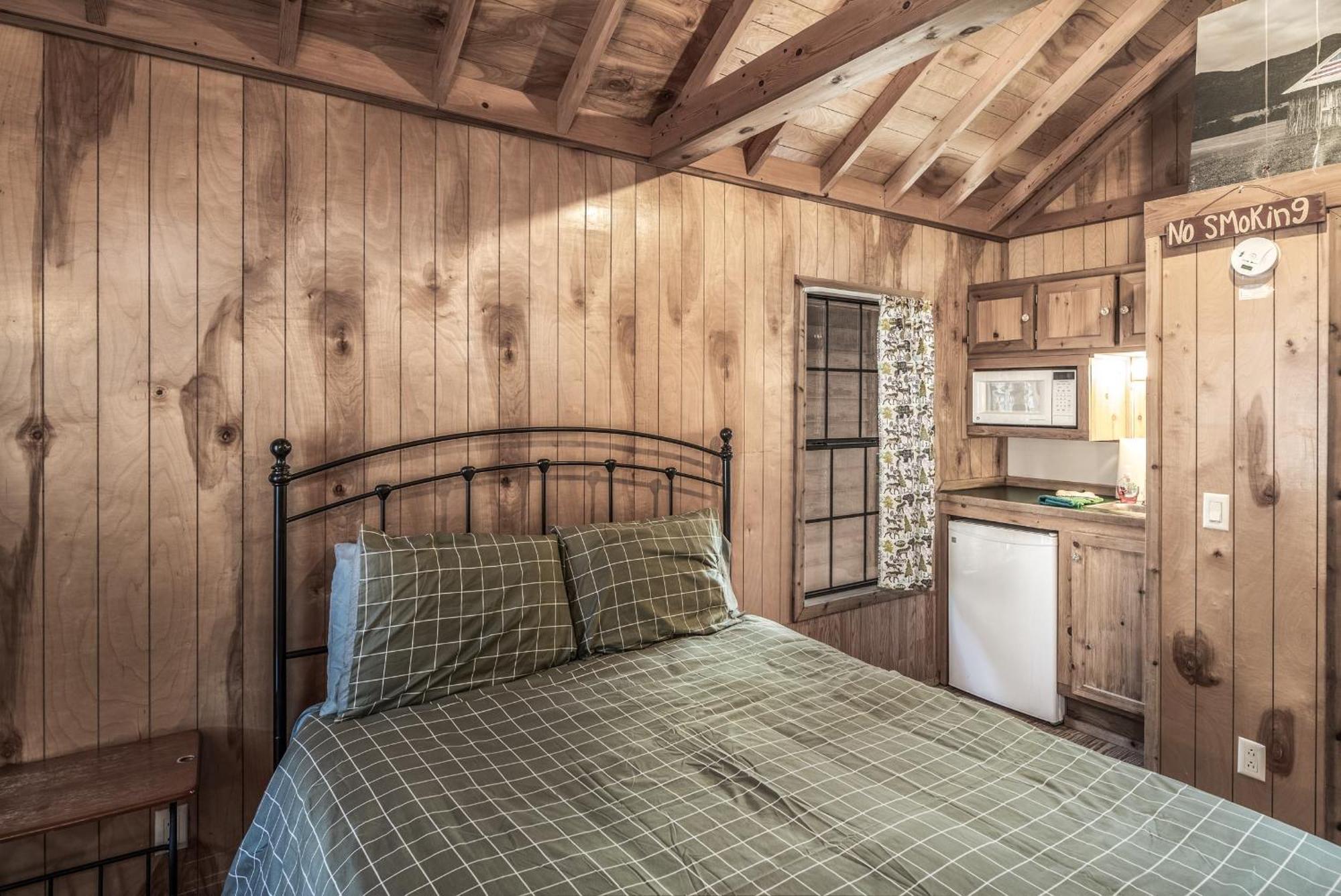 Rainbow Lake Cabin & Rv Resort Руидозо Экстерьер фото